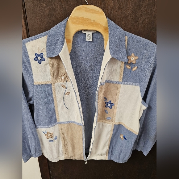 Alfred Dunner Floral Patchwork Full Zip Textured Gauzy Granny Jacket Size 18W - Picture 5 of 6